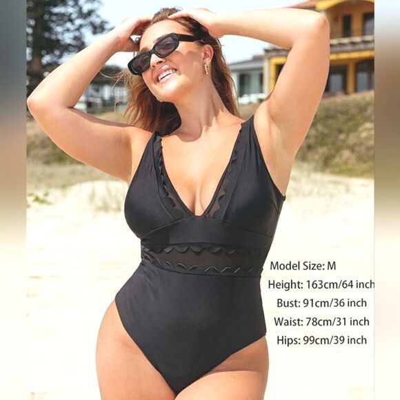 NWT CUPSHE Women's One Piece Swimsuit V Neck Scalloped Trim Contrast Mesh - Picture 1 of 6